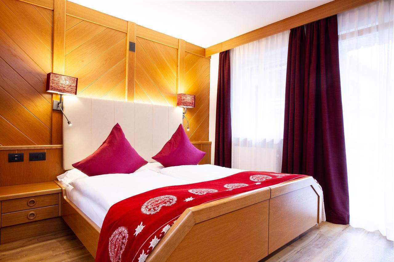 Hotel Cirelle Suite & Spa Canazei Kültér fotó